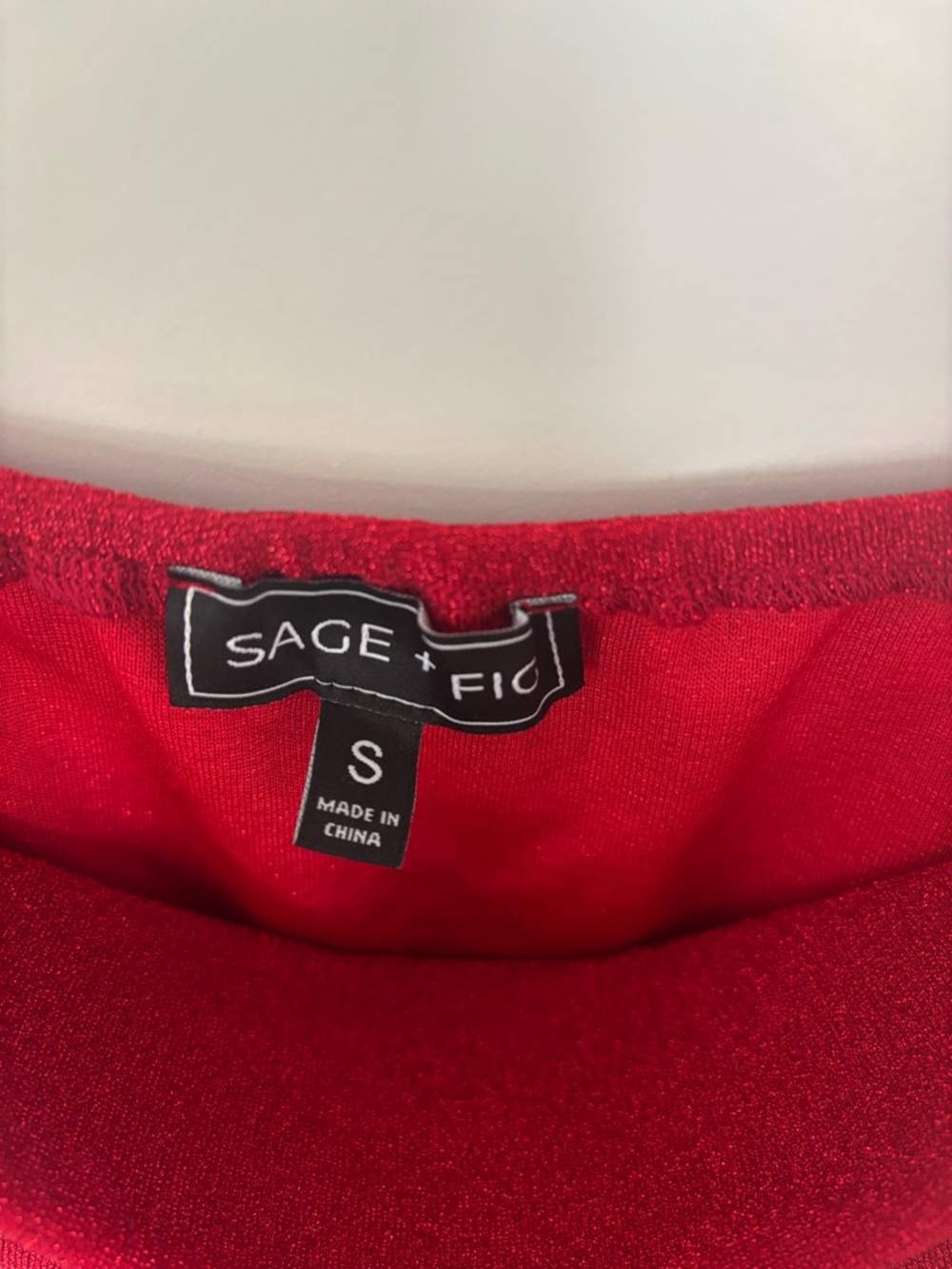 NWT Sage + Fig BUNDLE! Set of 3 Glitter Cowl-Neck Camisole Tops Red/Gold/Silver - Picture 13 of 15